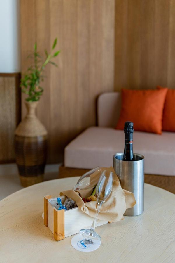 Minos Ambassador Suites & Spa - Adults Only Rethymno  Bagian luar foto